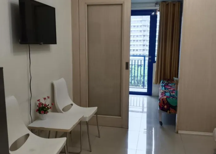 Flores Place At Sea Residences Moa *