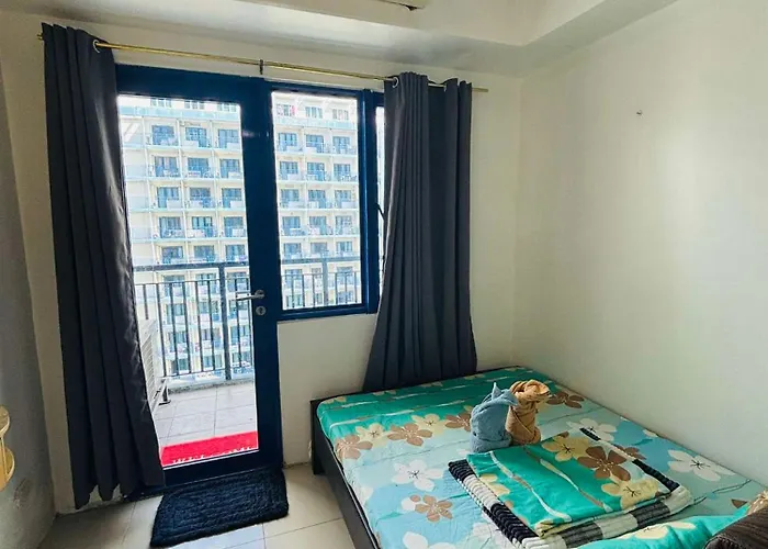 Flores Place At Sea Residences Moa Habitación en casa particular Manila