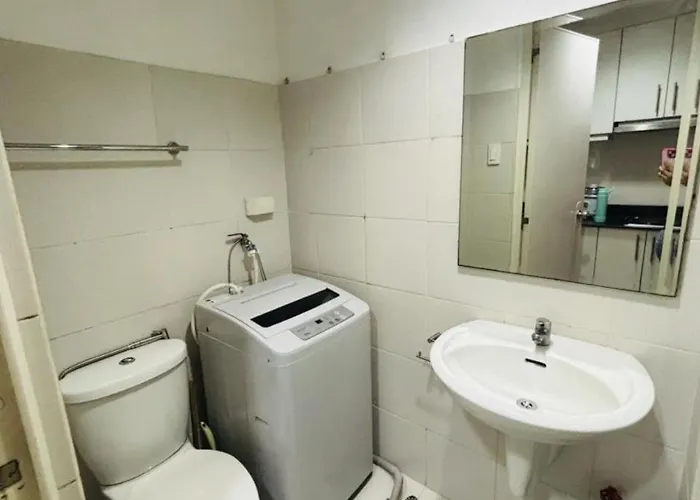 Flores Place At Sea Residences Moa