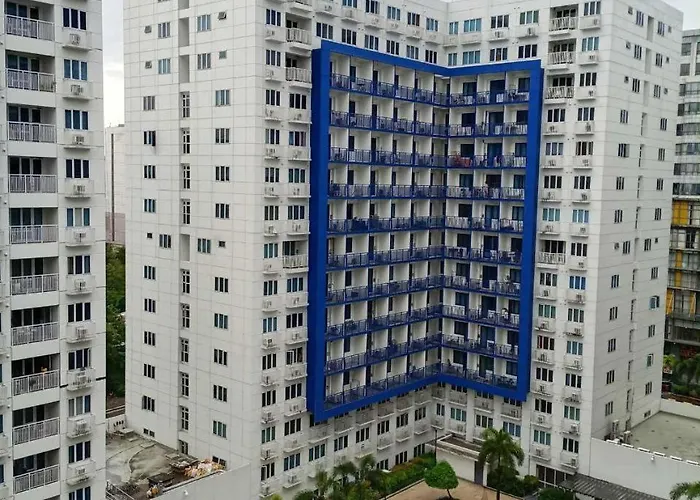 Flores Place At Sea Residences Moa *